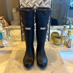 hunter boots, size 8